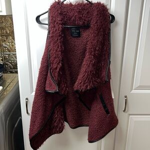 Sherpa Vest, Burgundy, Medium, NWT